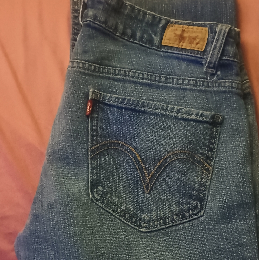 Size 5 long Levi jeans